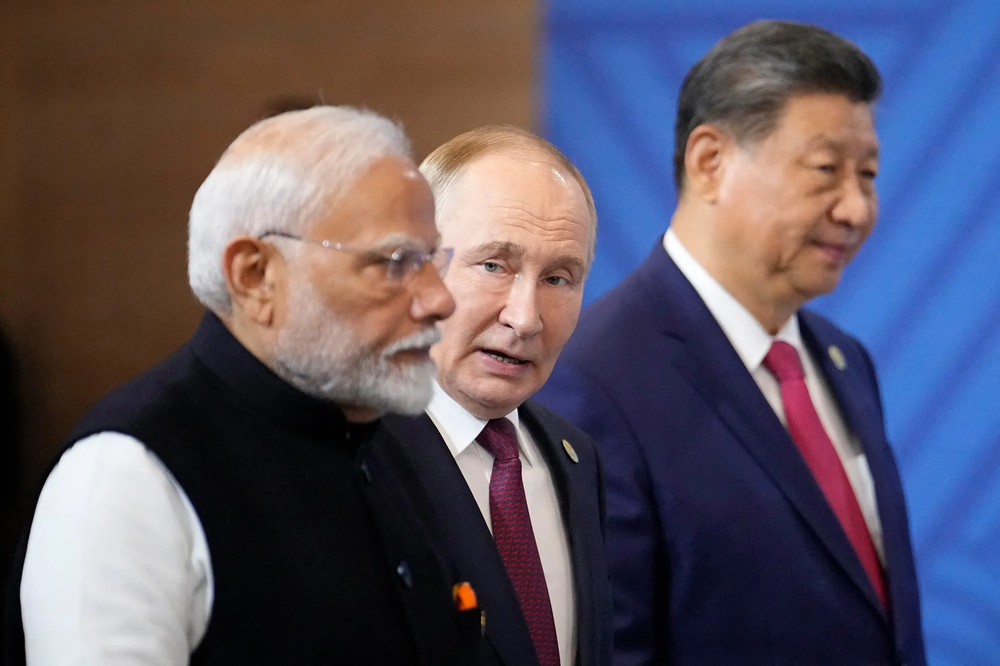 Narendra Modi, Vladimir Putin y Xi Xinping en Shanghái.