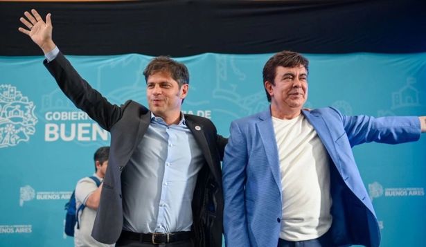 Axel Kicillof junto a Fernando Espinoza, intendente de La Matanza.