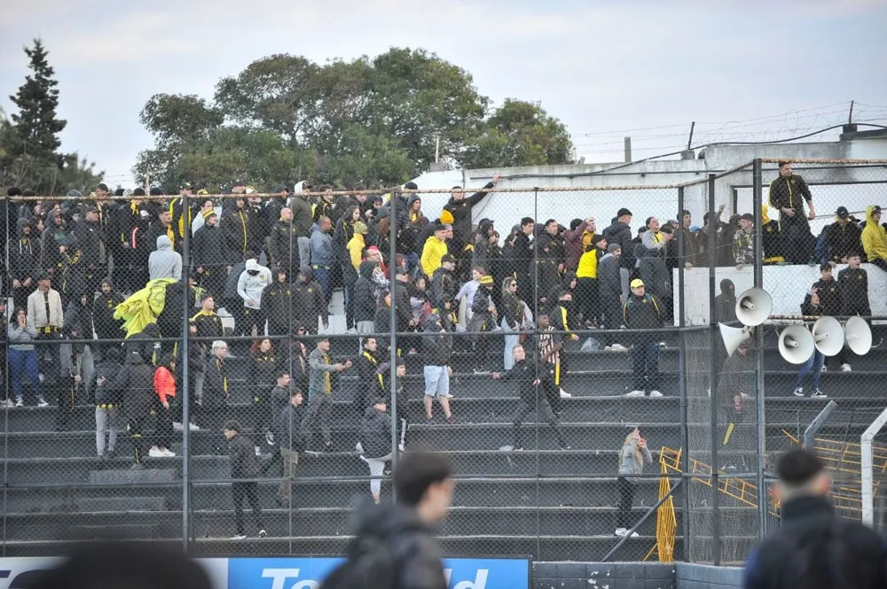 Hinchas de Peñarol en Jardines
