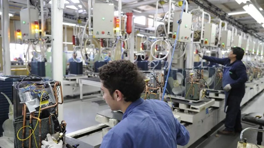 Sigue el conflicto en Tierra del Fuego. Se suman Alimentación y Comercio. La CGT, por ahora, solo va a la Justicia.,