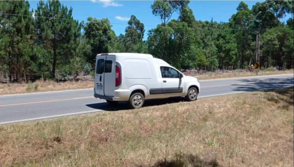 La camioneta en la que secuestraron al repartidor