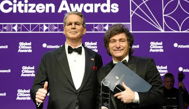 Scott Bessent sostuvo que EEUU no perderá dinero y que la ayuda a Argentina es un swap, no un rescate