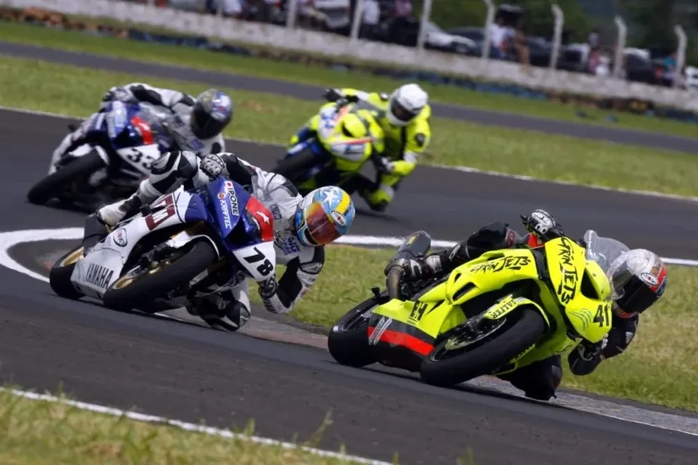 Maxi Gerardo se luce en el exterior. Ahora también en Brasil.