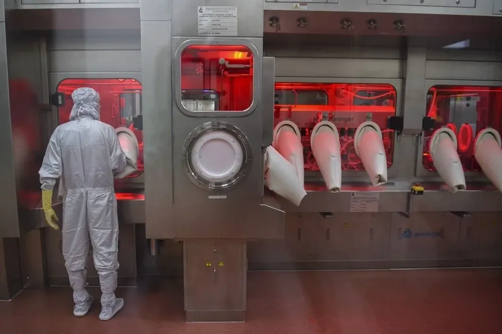 El Instituto Serum ha instado a otros países a ser pacientes con el suministro de vacunas contra el coronavirus