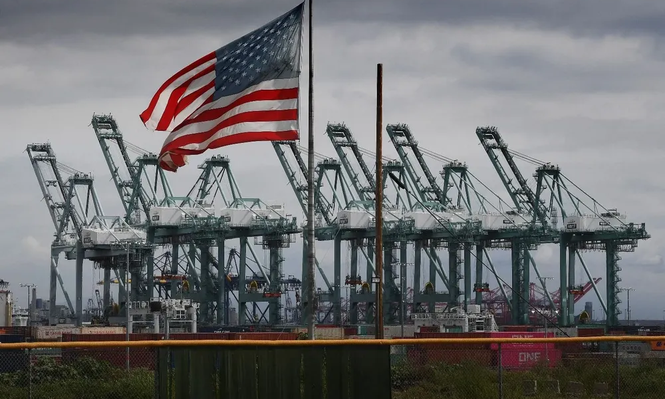 Estados Unidos: crecimiento del PIB en primer trimestre se desacelera más de lo estimado