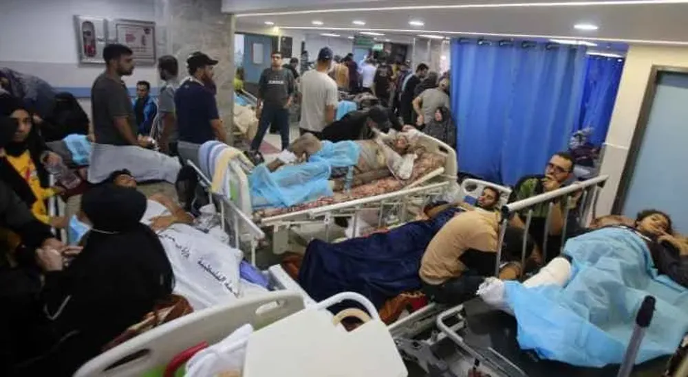 La OMS detalla que el agua potable y la comida escasean y que “en el servicio de urgencias hay cientos de heridos y que cada minuto llegan nuevos pacientes”.