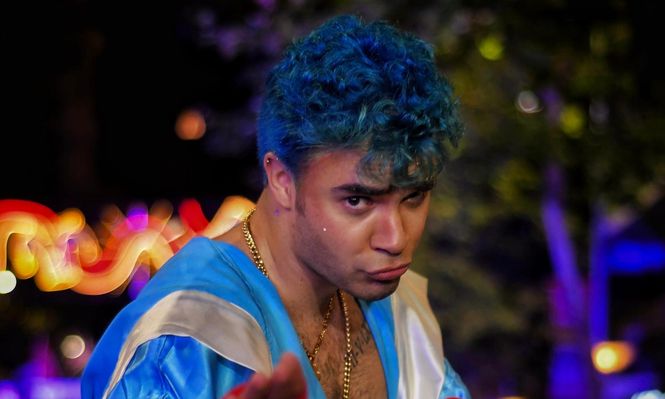 Concurso de carnaval: Fabrizio, como Rodrigo, en Los Muchachos 2025.