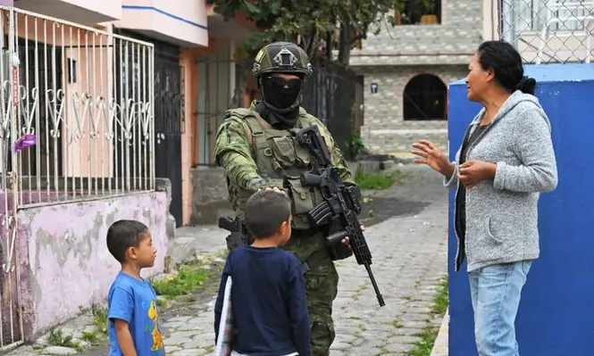 El informe de Unicef también destaca los daños psicológicos que sufren los menores en el contexto de la violencia y la militarización que atraviesa el país.
