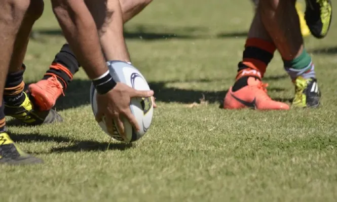 Los suspendieron 99 años por morder a un rival, pero niega el hecho