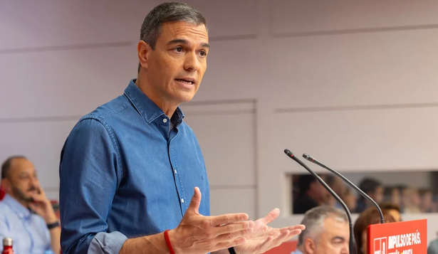 Sánchez se defiende: la acogida a Edmundo González es un gesto humanitario y tacha cualquier lectura política de inapropiada