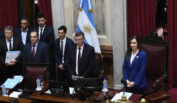 Villarruel presidió por primera vez el Senado