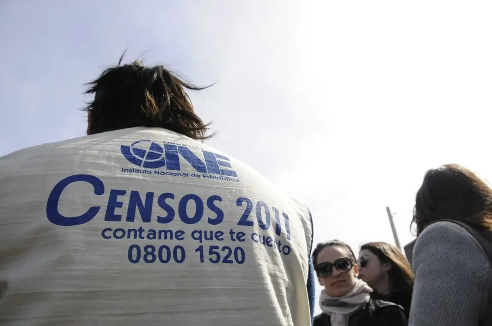 Habrá varias instancias de contratación de personal, de acuerdo con la web del INE (foto archivo)