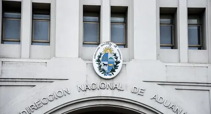 Aduanas espera la resolución de la licitación