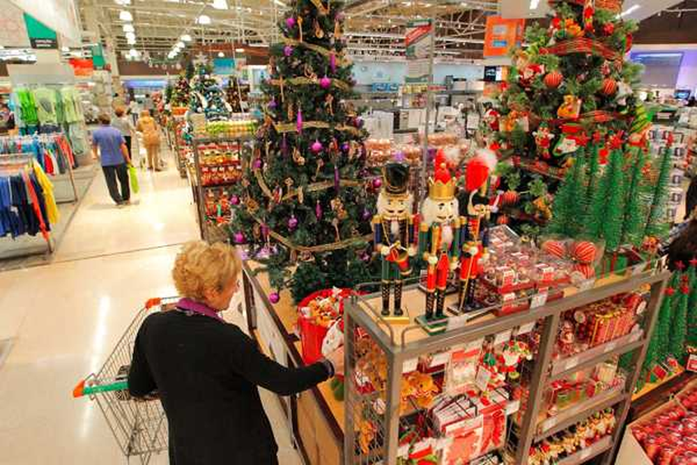 Se encarecen las compras para Navidad.