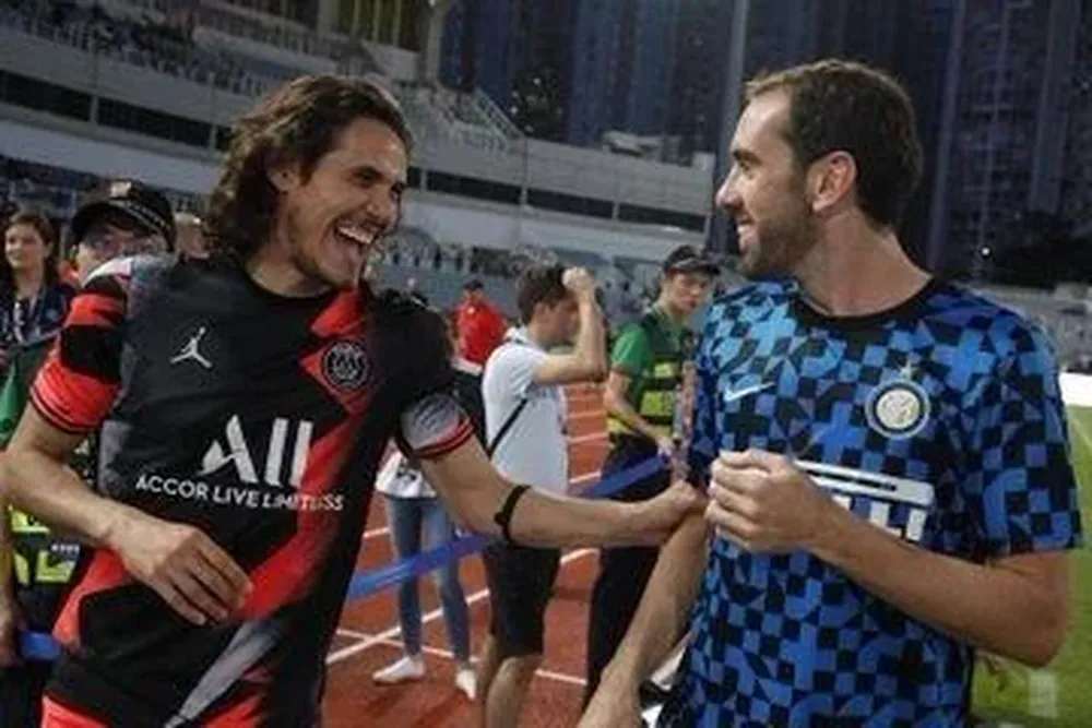 La foto que subió Cavani a su Twitter