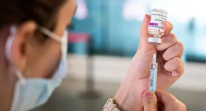 Se detectaron casos de trombosis en personas que se vacunaron con Astrazeneca