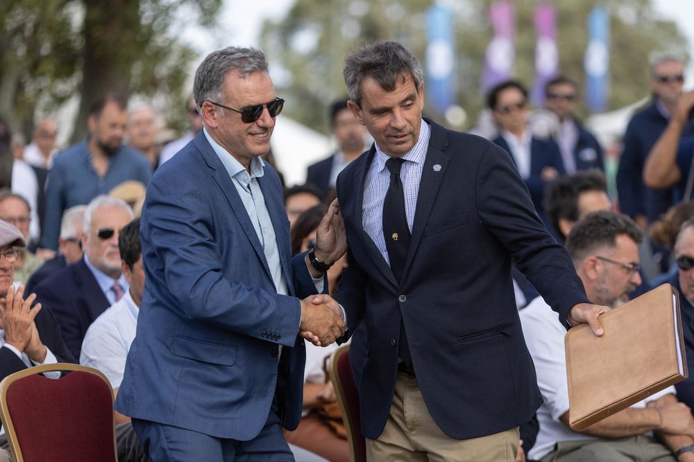 Expo Rural de Melilla: Yamandú Orsi y Patricio Cortabarría.