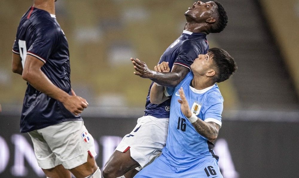 Julio Daguer, el juvenil de 17 años de Peñarol, que debutó con la selección uruguaya de Marcelo Bielsa ante República Dominicana