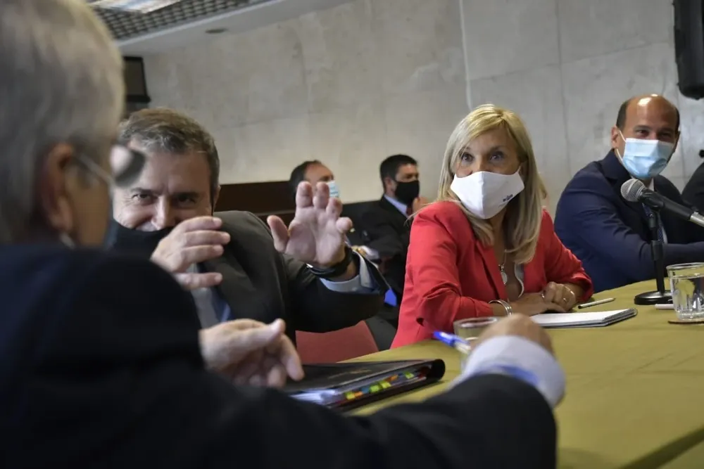 La coalición se reunión para canalizar diferencias