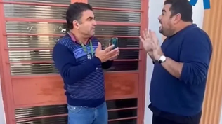 Discusión entre el alcalde Ramiro Ayende y el intendente de Paysandú Nicolás Olivera por la decisión de cerrar las puertas de un CAIF