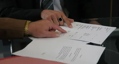 asesora legal del gobierno firmaba como abogada pero no termino el liceo