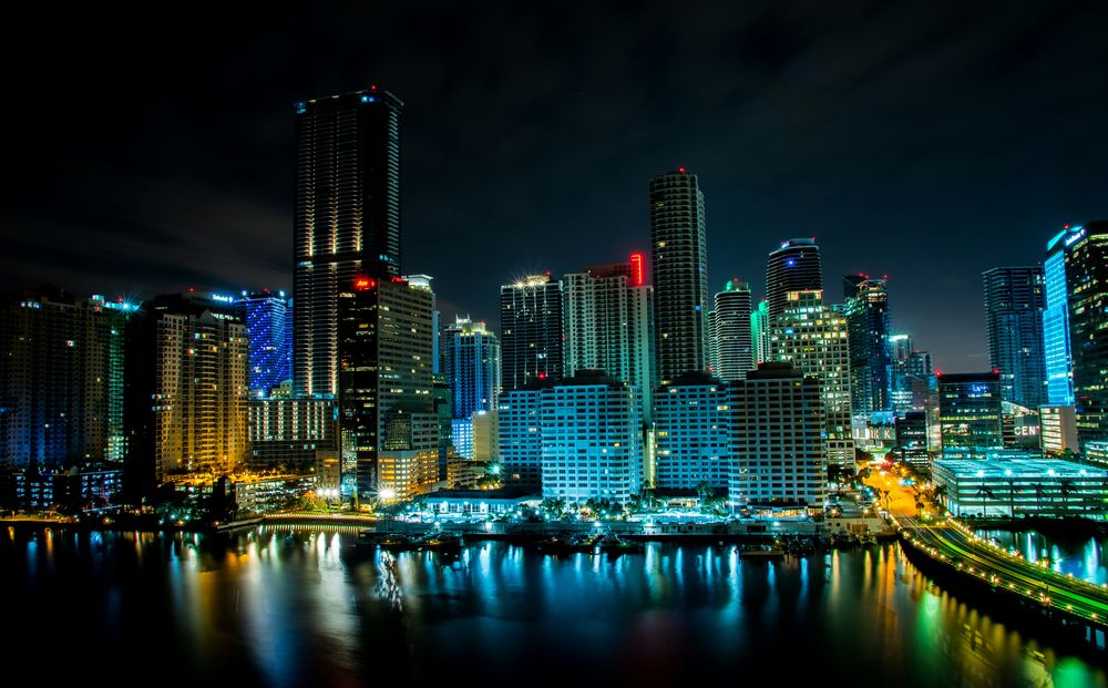 Paseo por Miami de noche en Lincoln Road y alrededores.