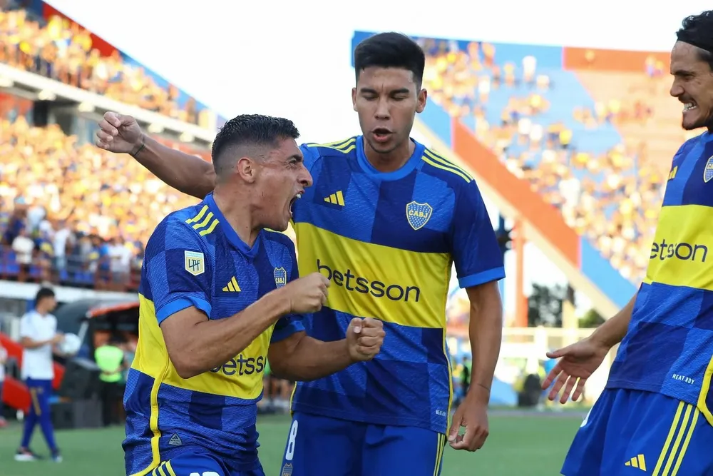 Video: los golazos de Edinson Cavani y Miguel Merentiel que le dieron el  triunfo a Boca Juniors vs San Lorenzo