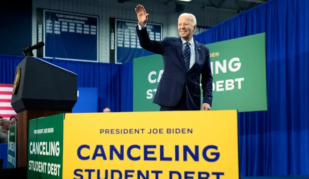 Desde que asumió, Biden implementó una serie de medidas para condonar deudas estudiantiles