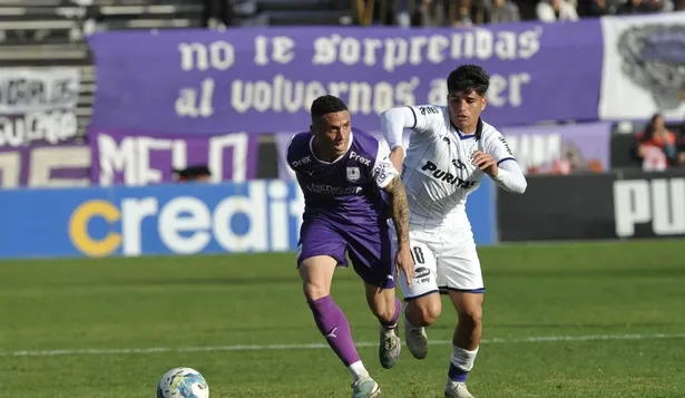 Juan de Dios Pintado durante su etapa en Defensor Sporting