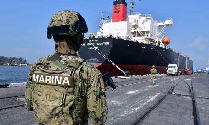 Cómo el huachicol se convirtió en México en un delito comparable al narcotráfico (y por qué es central para Trump y Sheinbaum)