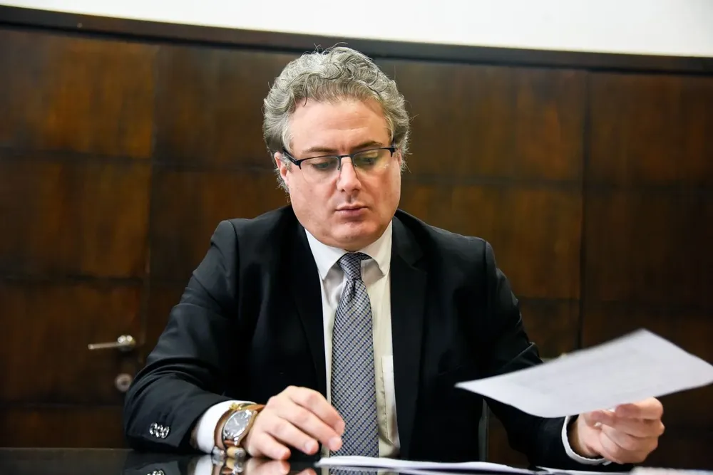 El director de la Unidad de Gestión de Deuda, Herman Kamil, dio algunas pistas sobre la estrategia de fondeo.