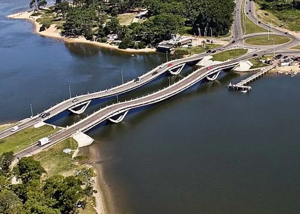 Leonel Viera fue el responsable de famoso puente ondulado