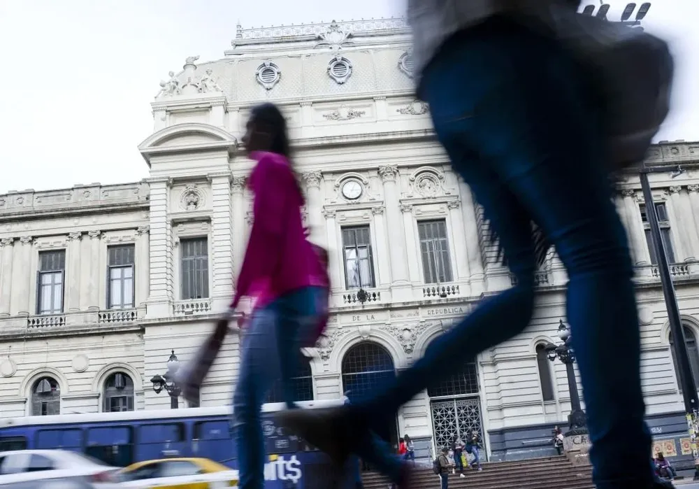Aunque el edificio de la Universidad de la República no está en la zona totalmente relevada por el inventario, la intendencia le da un nivel patrimonial: el 4