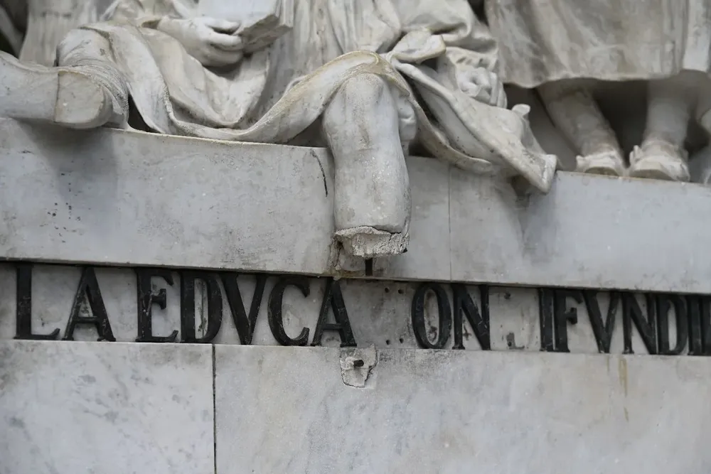 Monumento a José Pedro Varela