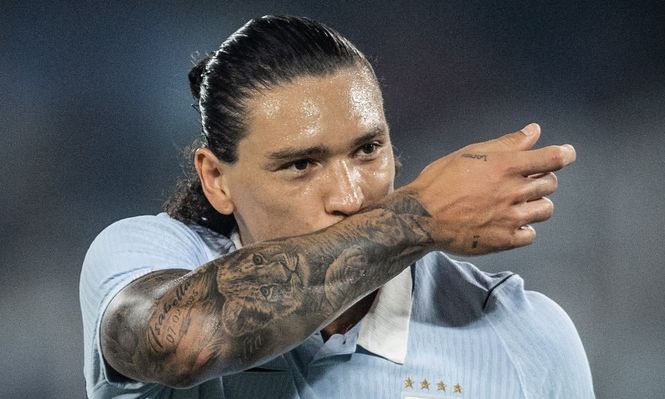 Darwin Núñez celebró un nuevo gol con la selección uruguaya en el amistoso ante India