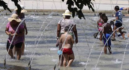 La ola de calor se empieza a sentir con fuerza en el sur de España.