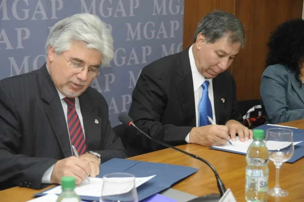 Aguerre y Avalos sellaron en noviembre pasado el acuerdo