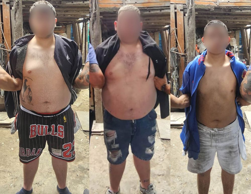 Los delincuentes se movían en una camioneta TCross y un Renault Logan negro.