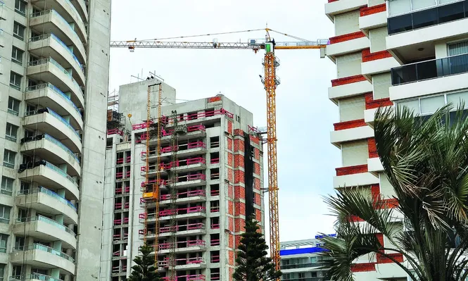 Compraventa de inmuebles por al menos US$ 2.160 millones en 2024 Compraventa de inmuebles por al menos US$ 2.160 millones en 2024