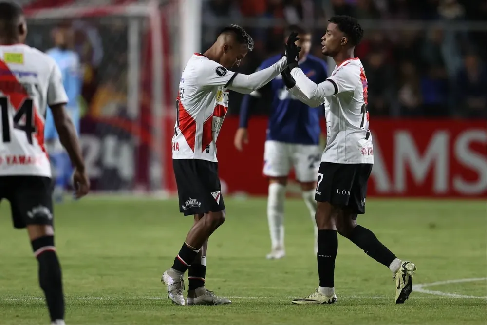 El festejo de Darlín Rodrígues con Dorny Romero