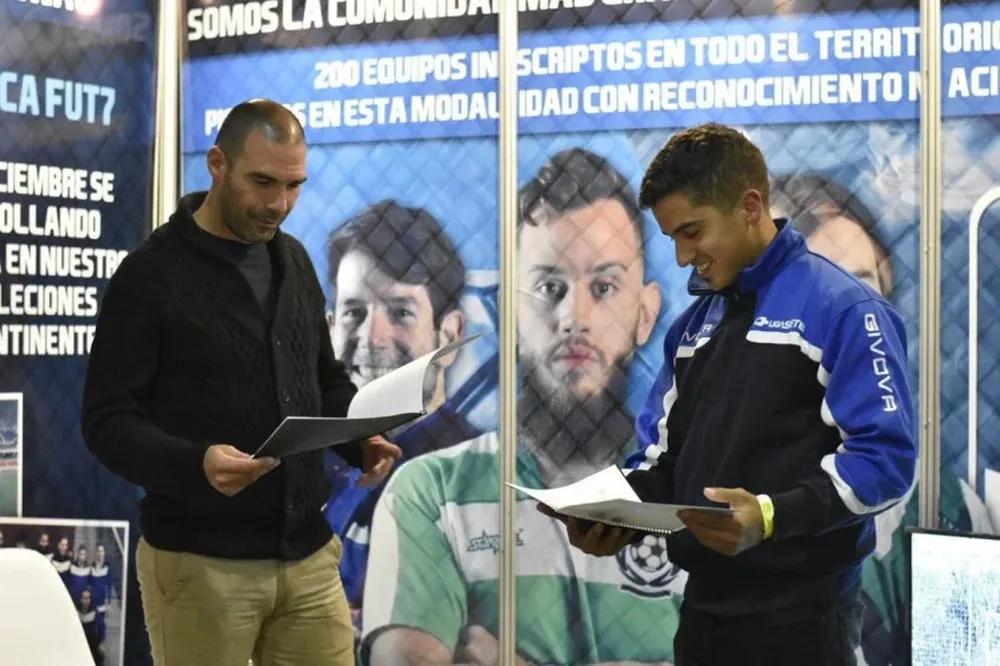 Guillermo López y Matías Corporales, fundadores de Liga Siete