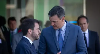 El presidente del Gobierno, Pedro Sánchez, y el presidente de la Generalitat de Cataluña, Pere Aragonès.