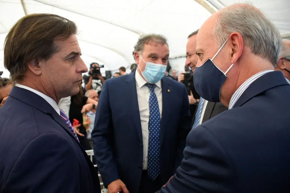 Lacalle Pou irá con el ministro de Defensa.