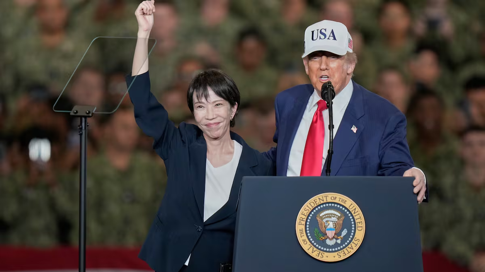 La primera ministra japonesa, Sanae Takaichi, y el presidente estadounidense, Donald Trump,