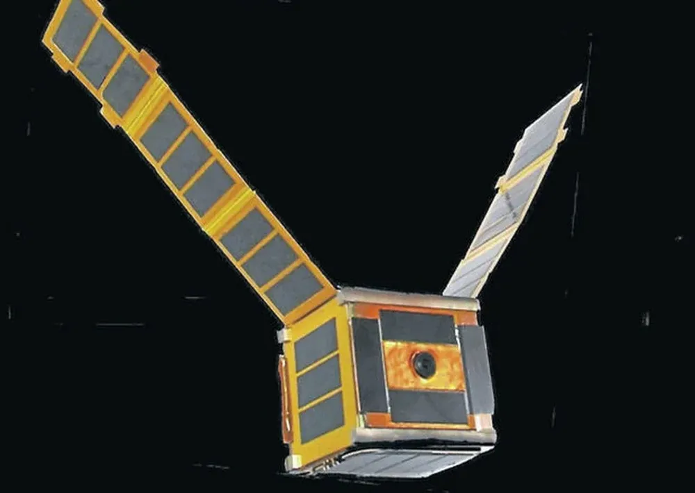 Pegaso, el primer satélite ecuatoriano en órbita, es un cubo de 10 centímetros por 10 que cuenta con paneles solares desplegables