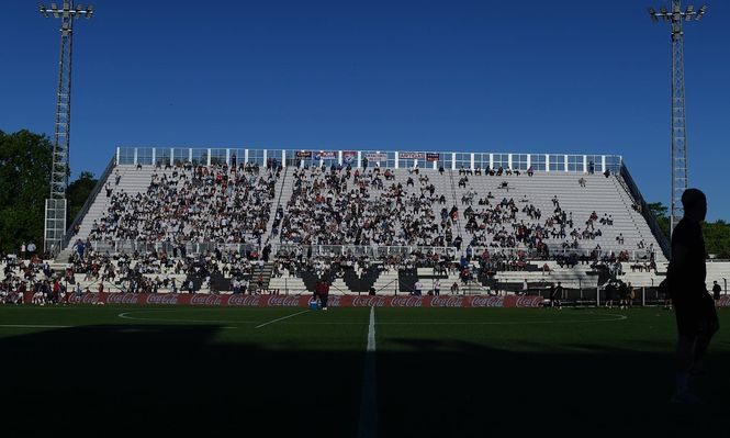 Tribuna alta de la Obdulio Varela del Parque Viera