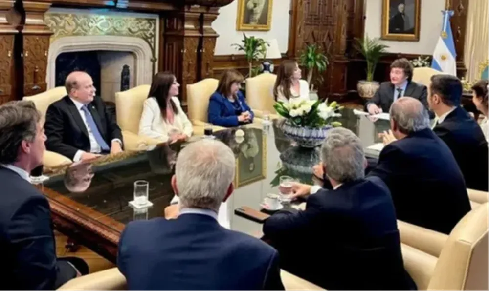 Primera reunión de gabinete del presidente Milei