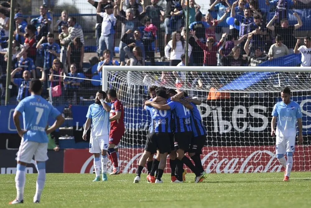 Así se festejó el gol de Christian Latorre