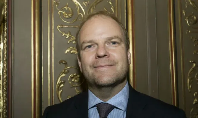 El tres del MEF será un técnico con vasto recorrido en el exterior