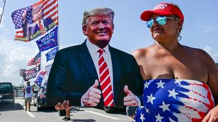 Caravana de apoyo a Trump en Mar-a-Lago, tras el atentado fallido contra el expresidente